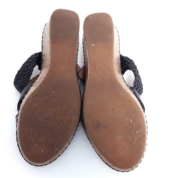 boc leather sandals